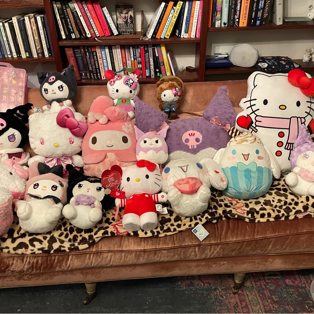 Sanrio HELLO KITTY KUROMI MY MELODY CINNAMOROLL CLEANOUT SALE